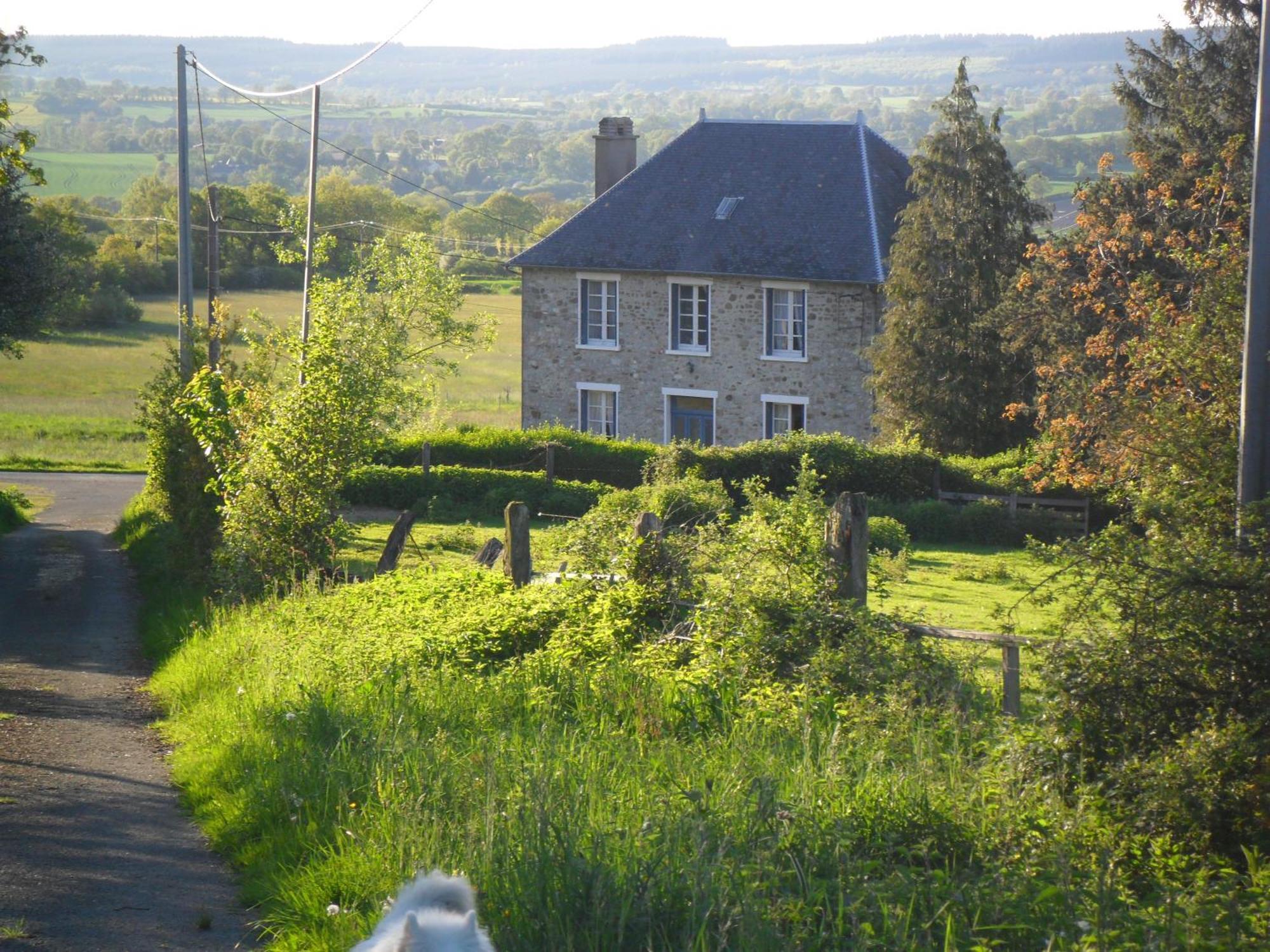 Les Hautes Loignieres Pre-en-Pail-Saint-Samson Exterior photo
